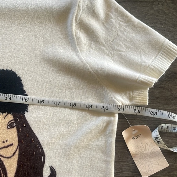 K Derhy long white top, white with vintage model, size OS - Picture 9 of 12